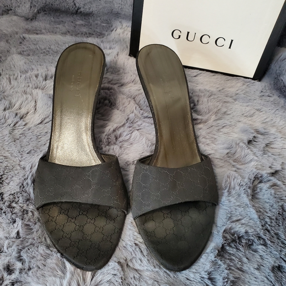 Gucci shoes